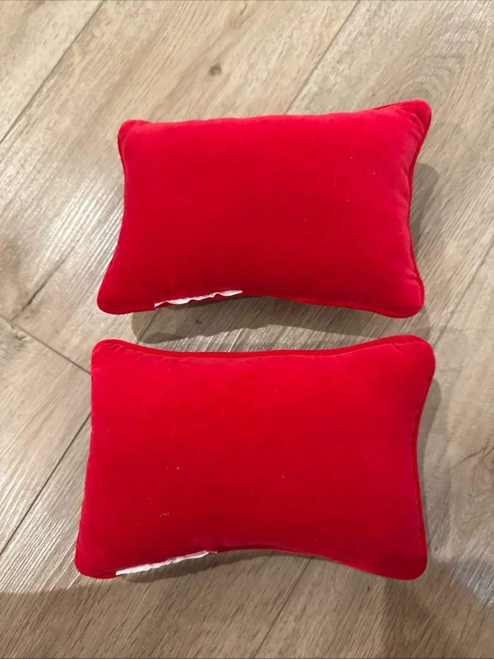 Vtg 80s 90s Needlepoint Valentine Throw Pillows Red Velvet Back 9x6